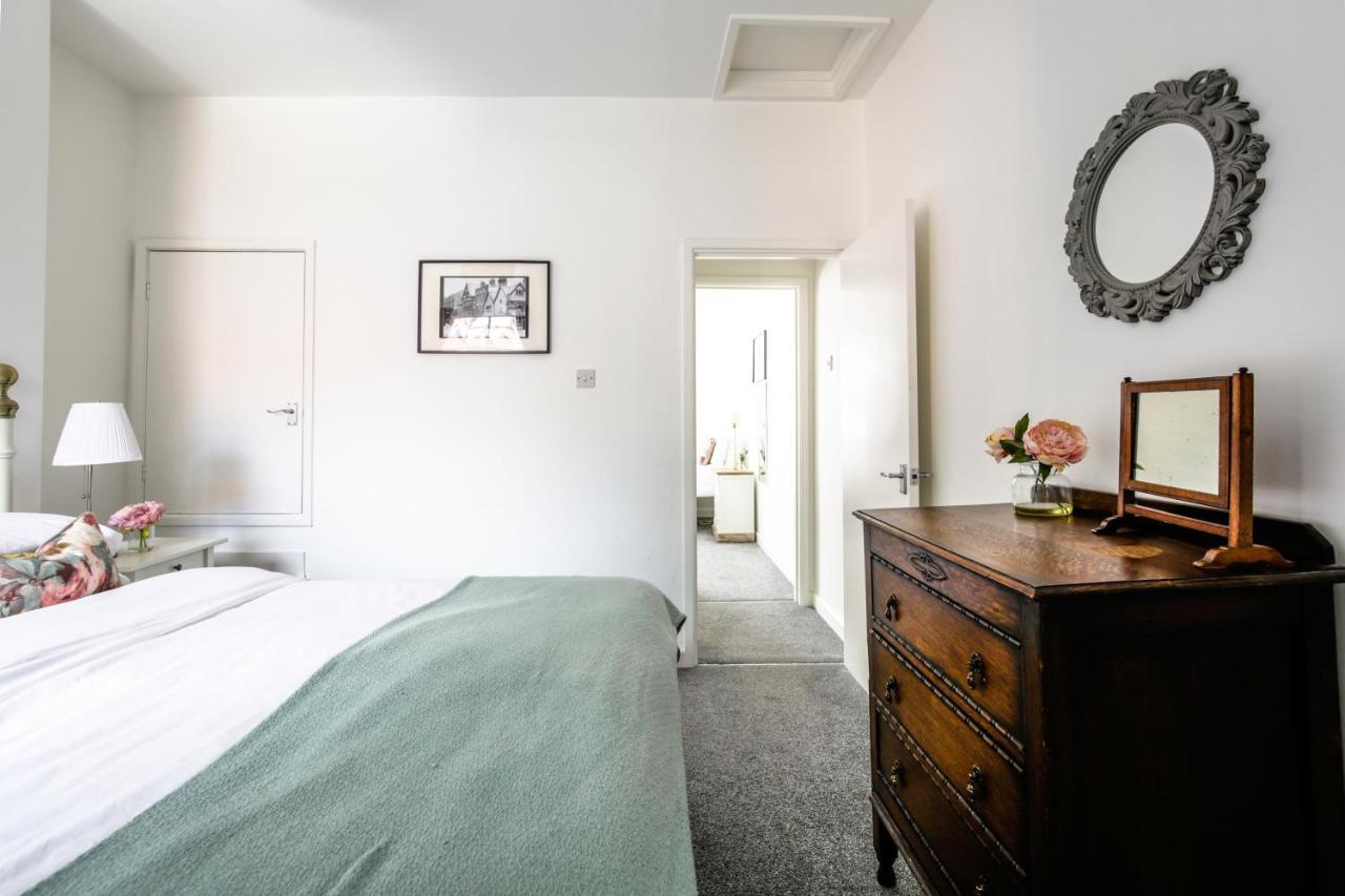 Chester Stays - Lovely 2 Bedroom House In The Heart Of Chester Exterior photo