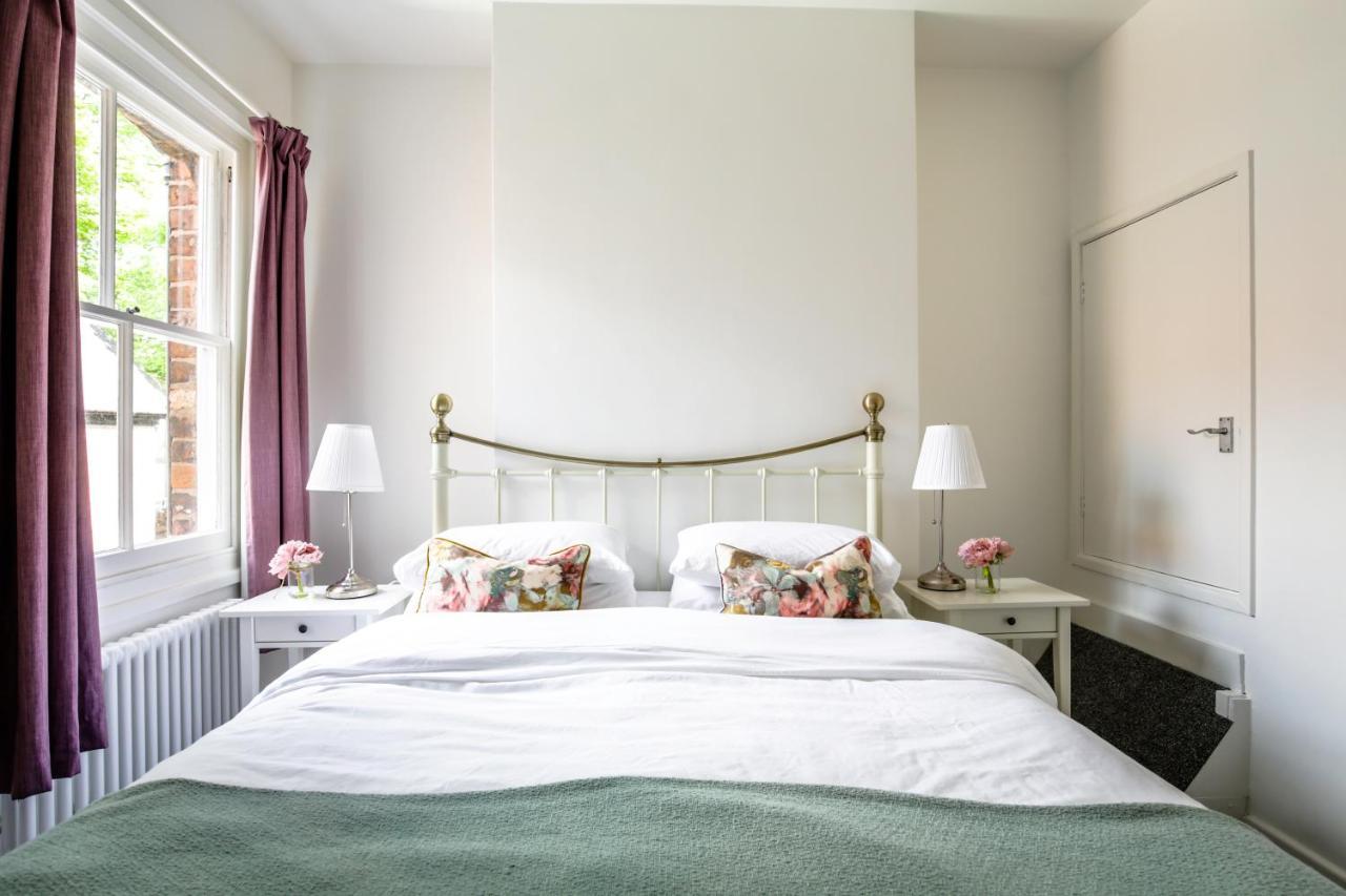 Chester Stays - Lovely 2 Bedroom House In The Heart Of Chester Exterior photo